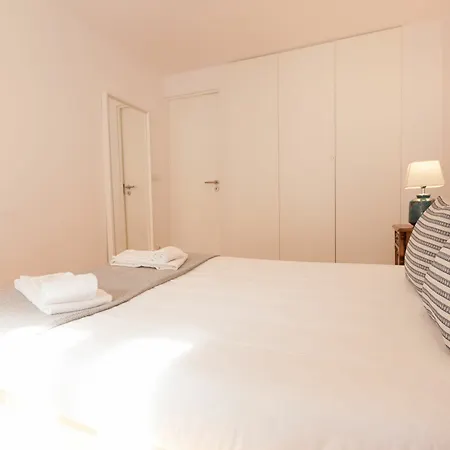 Apartment Moniz Blue By Lu Holidays *